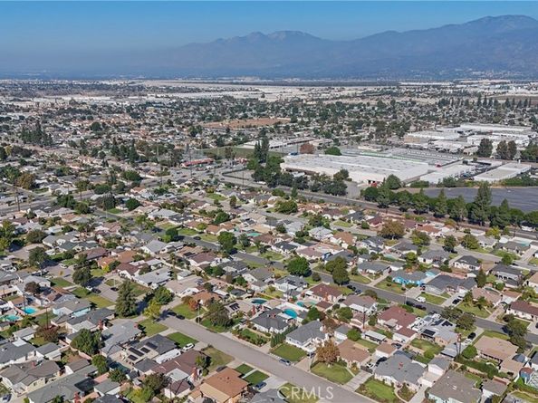 1118 E Elgenia, West Covina CA 91790