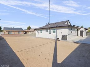 1118 E Elgenia, West Covina CA 91790