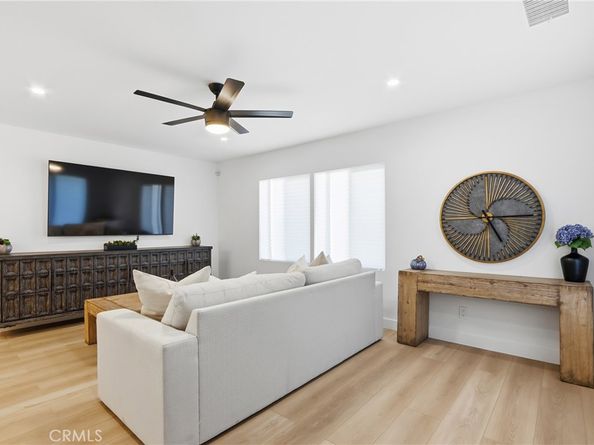 1118 E Elgenia, West Covina CA 91790