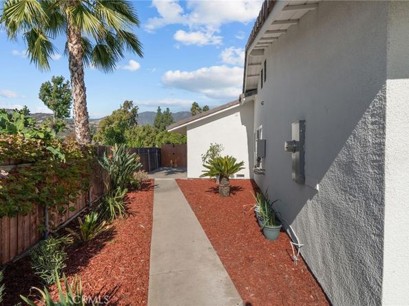 214 Lamar Drive, Claremont CA 91711