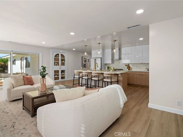 214 Lamar Drive, Claremont CA 91711