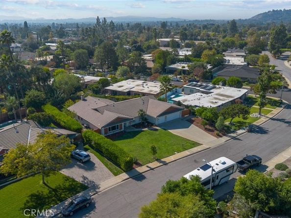 214 Lamar Drive, Claremont CA 91711