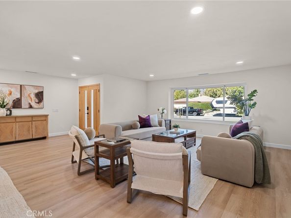 214 Lamar Drive, Claremont CA 91711