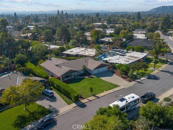 214 Lamar Drive, Claremont CA 91711