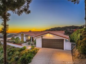 2817 N Mountain, Claremont CA 91711