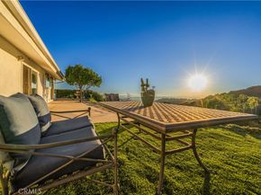 2817 N Mountain, Claremont CA 91711