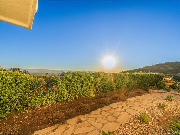 2817 N Mountain, Claremont CA 91711