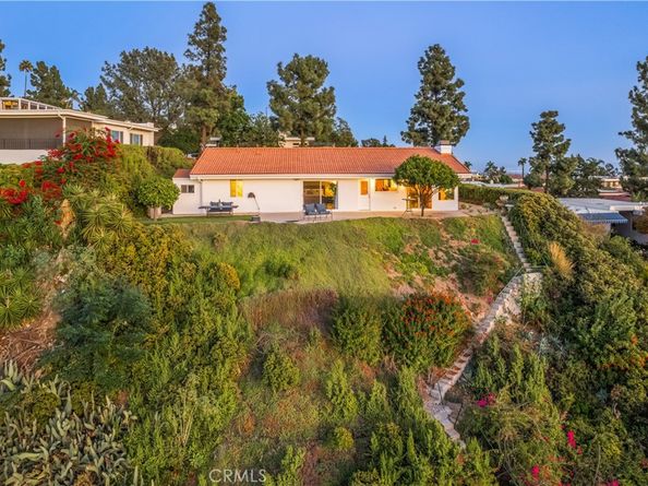 2817 N Mountain, Claremont CA 91711