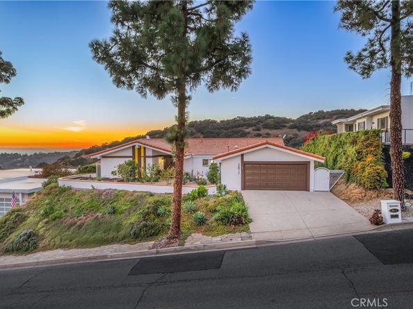 2817 N Mountain, Claremont CA 91711