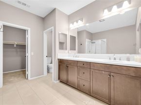 870 E Mountain D, Azusa CA 91702