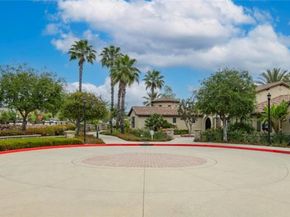 870 E Mountain D, Azusa CA 91702