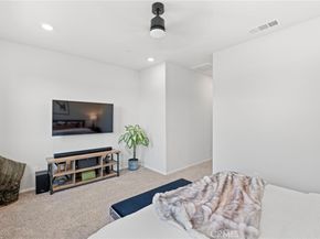 1752 Cayton Loop, West Covina CA 91790