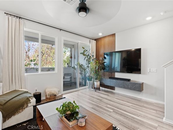 1752 Cayton Loop, West Covina CA 91790