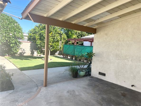 12209 Maryvine, El Monte CA 91732