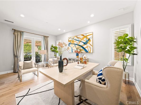 212 Clear Falls, Irvine CA 92602