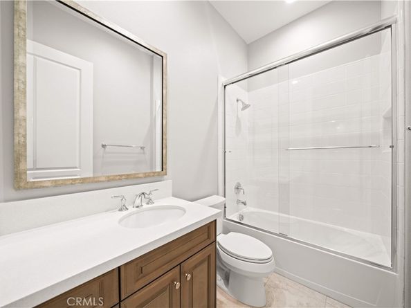 212 Clear Falls, Irvine CA 92602