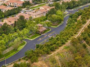 212 Clear Falls, Irvine CA 92602