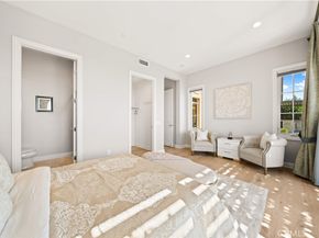 212 Clear Falls, Irvine CA 92602