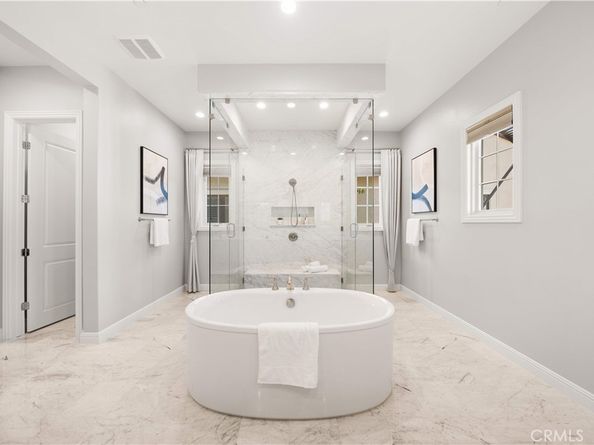 212 Clear Falls, Irvine CA 92602
