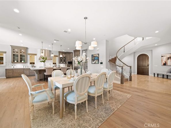 212 Clear Falls, Irvine CA 92602