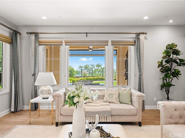212 Clear Falls, Irvine CA 92602