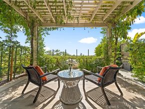 212 Clear Falls, Irvine CA 92602