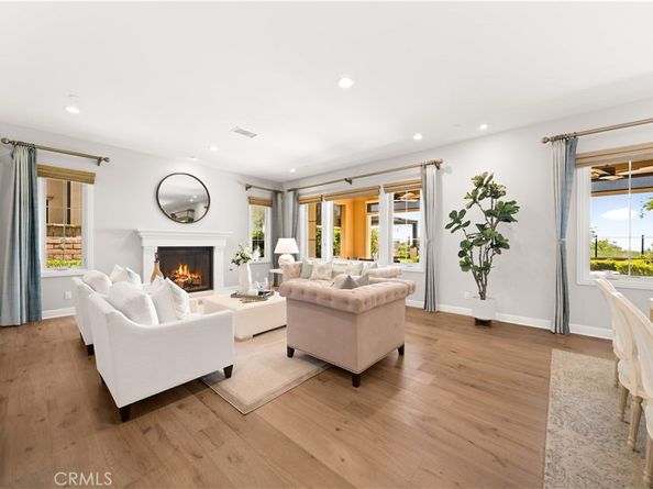 212 Clear Falls, Irvine CA 92602