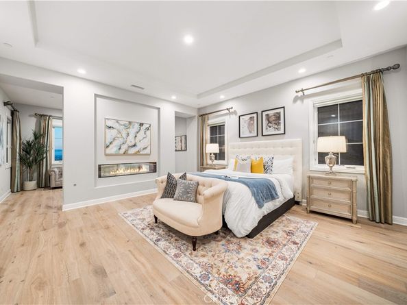 212 Clear Falls, Irvine CA 92602
