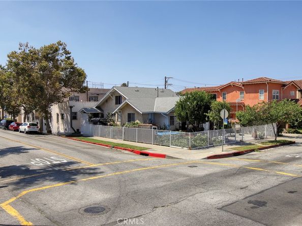 2671 Clarendon Avenue, Huntington Park CA 90255