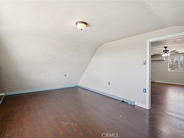 1211 E Leigh Court, Long Beach CA 90806