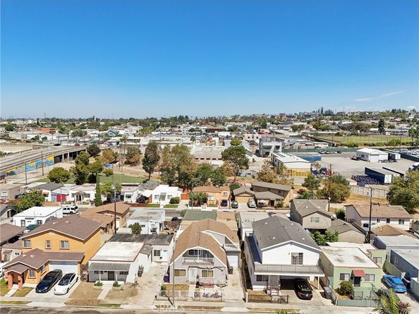 1211 E Leigh Court, Long Beach CA 90806