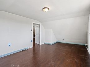 1211 E Leigh Court, Long Beach CA 90806