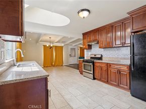 1211 E Leigh Court, Long Beach CA 90806