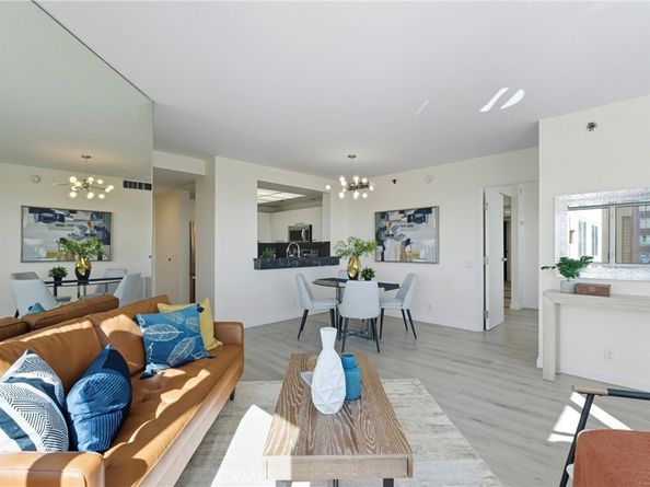 525 E Seaside 1804, Long Beach CA 90802