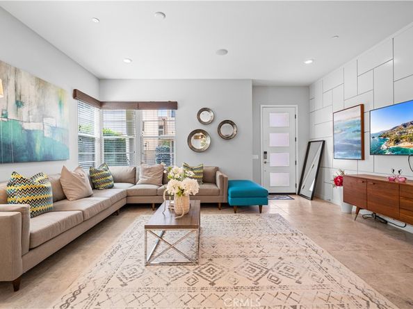 814 Beacon, Irvine CA 92618