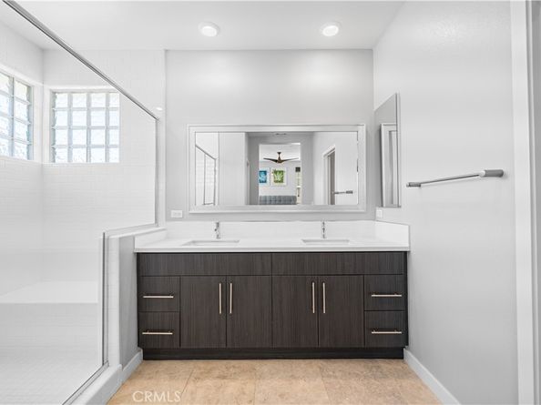 814 Beacon, Irvine CA 92618