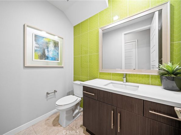 814 Beacon, Irvine CA 92618