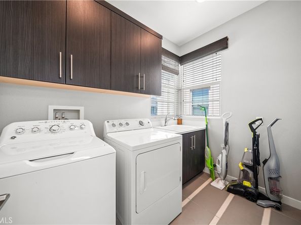 814 Beacon, Irvine CA 92618
