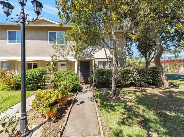 632 E Lee Place, Azusa CA 91702