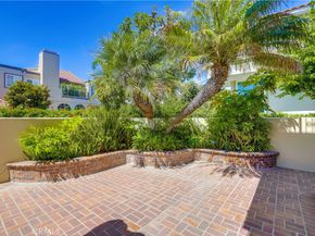 19406 Merion Circle, Huntington Beach CA 92648