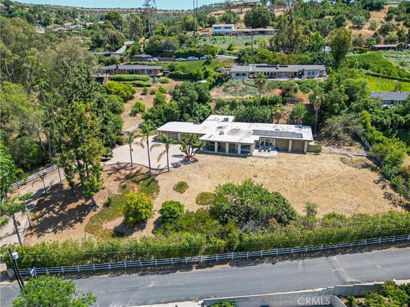 950 S Spring Meadow Drive, West Covina CA 91791