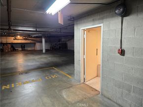 1126 N Central 105, Glendale CA 91202