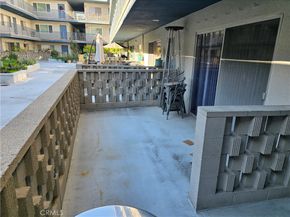 1126 N Central 105, Glendale CA 91202