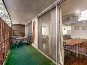 615 E Olive A, Burbank CA 91501