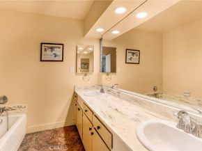 615 E Olive A, Burbank CA 91501