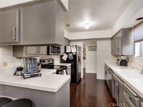 615 E Olive A, Burbank CA 91501