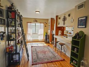 1901 Peyton N, Burbank CA 91504