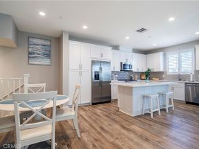 19536 Cardin Place, Northridge CA 91324