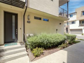 19536 Cardin Place, Northridge CA 91324