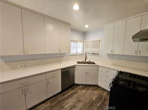 242 N Fairview, Burbank CA 91505